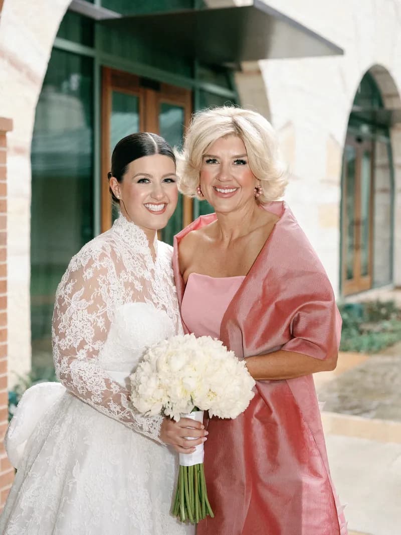 Sunday Tan bridal spray tan client - wedding photo 14