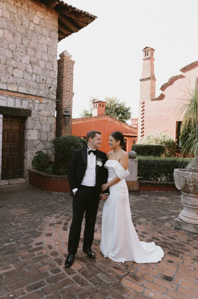 Sunday Tan bridal spray tan client - wedding photo 21